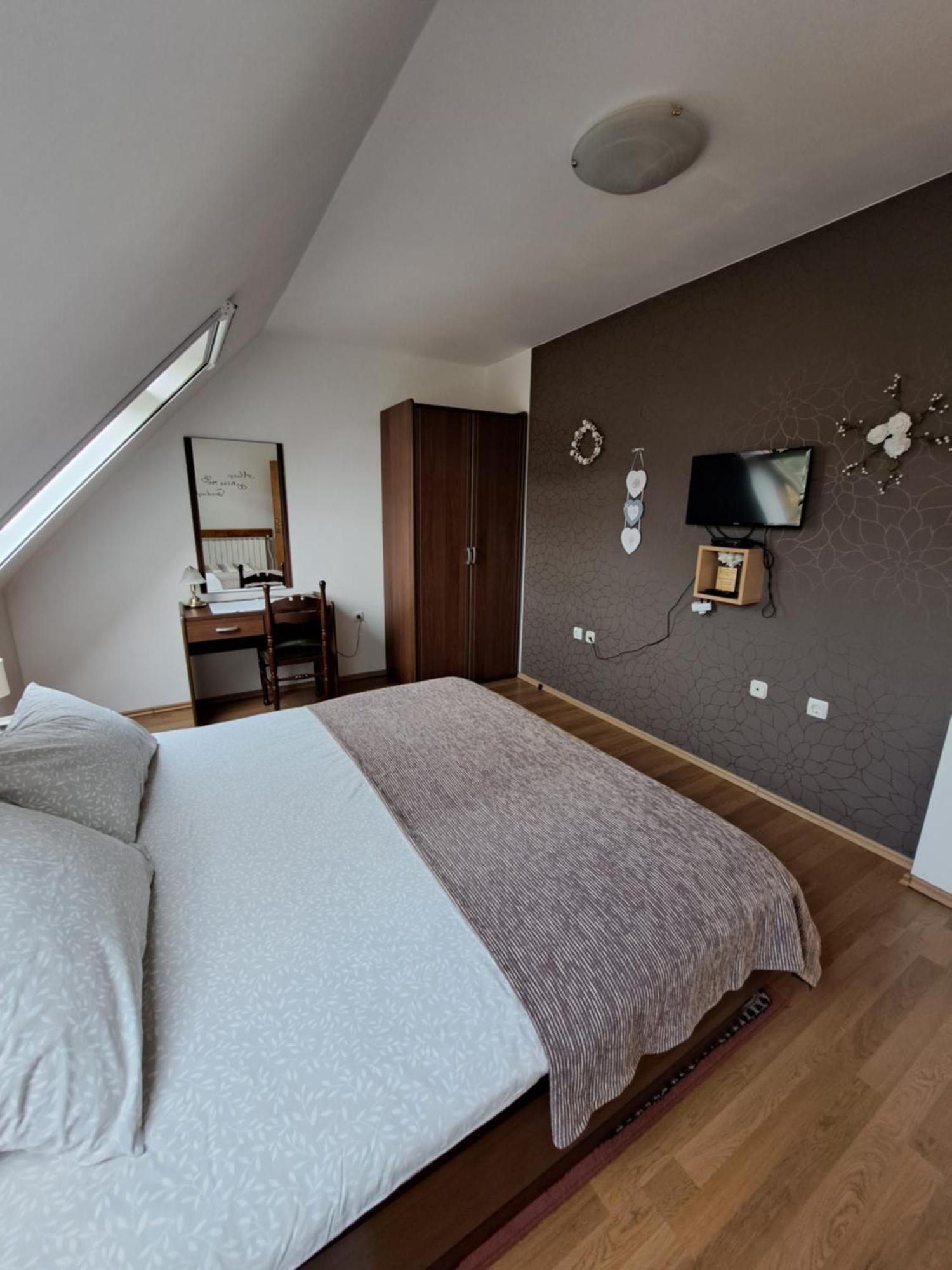 Apartment Erika Fužine Eksteriør billede